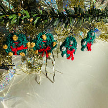Load image into Gallery viewer, Wreath Dangle Earrings