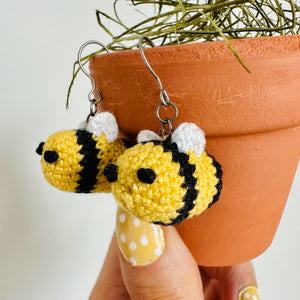 Busy Bee Dangles