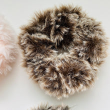 Load image into Gallery viewer, Faux Fur Scrunchies
