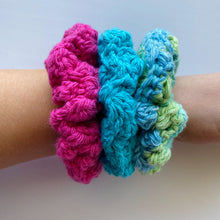 Load image into Gallery viewer, Cotton Hair Scrunchies (Set of 3)
